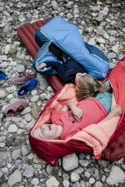 Camping Kortings Winkel -Camping Kortings Winkel 1900 1267 alpli adjust 400 syn rood 3 1