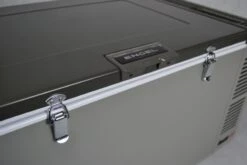 Engel MD60F Compressor Koelbox - 60 Liter -Camping Kortings Winkel 1900 2849 md60f verschluss detail