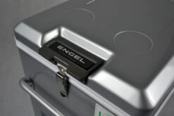 Engel MT45F-S Compressor Koelbox - 40 Liter -Camping Kortings Winkel 1900 2849 mt45fs verschluss detail