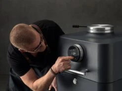 Everdure 4K Houtskool Barbecue Met Beschermhoes - Antraciet/blauw -Camping Kortings Winkel 9312646030145 4 copy