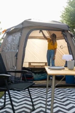 Easy Camp Moonlight Yurt 6 Familietent - 6 Persoons -Camping Kortings Winkel easy camp moonlight yurt 6 familietent 9